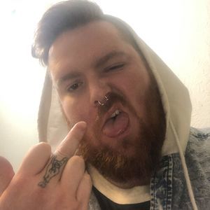 Meet your Posher, Dylan